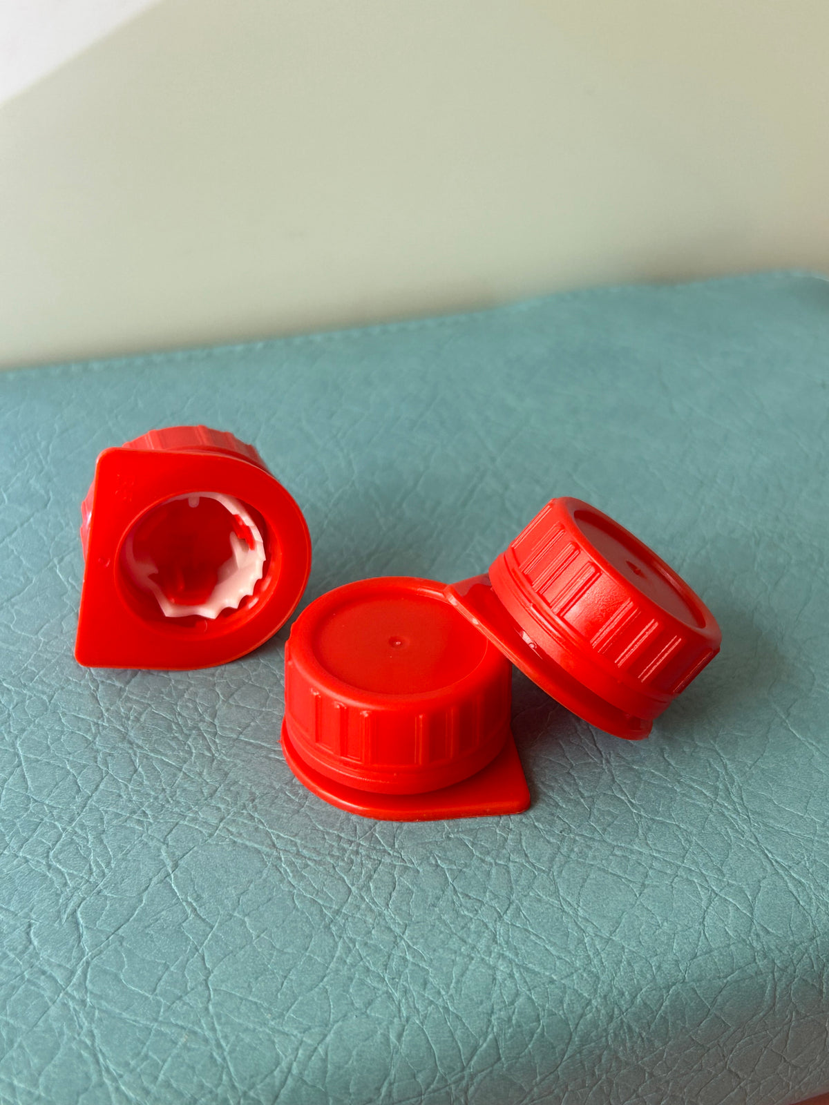 B3 cap